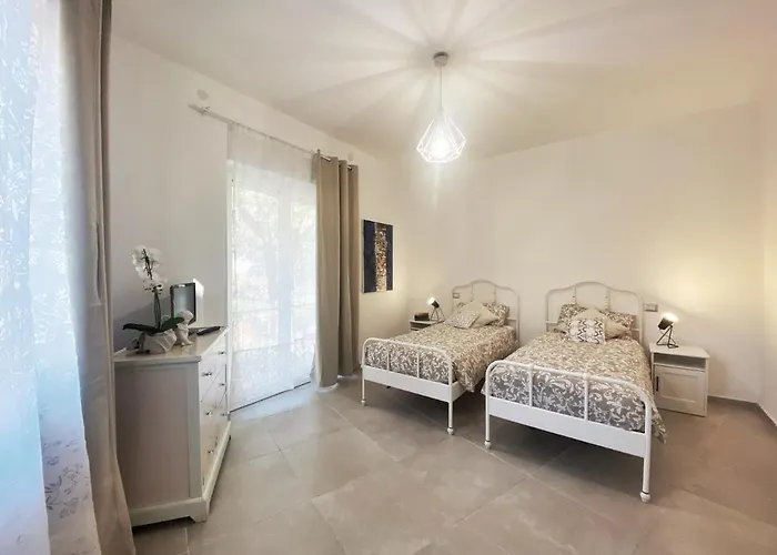 Comfortable Sea Holidays And Walks Moneglia