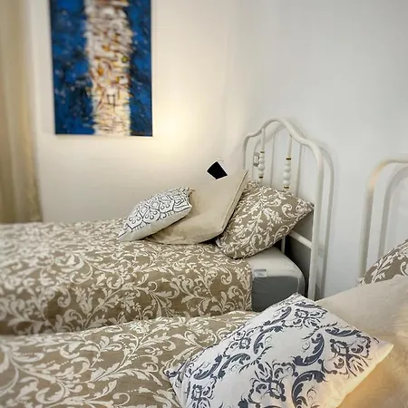 Comfortable Sea Holidays And Walks